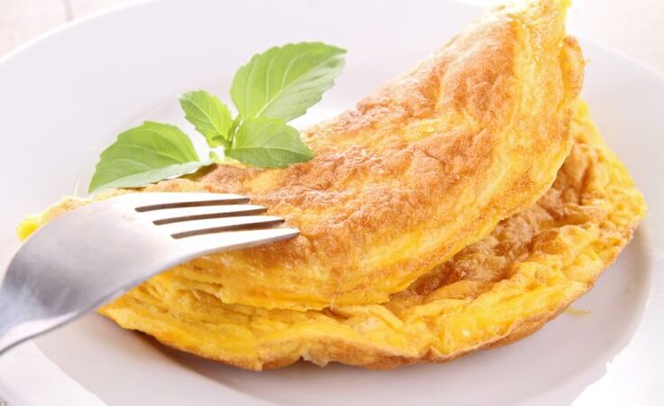 Omelette au poulet - un plat diététique approuvé pour la goutte